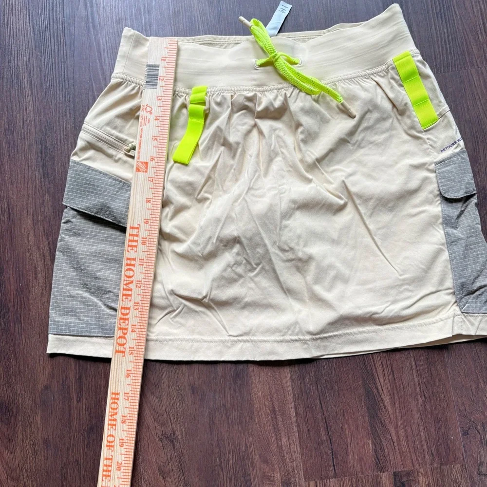 lululemon athletica lululemon detours